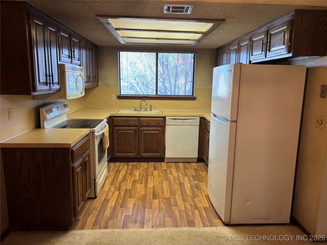 5201 Nowata A201, Bartlesville, OK 74006