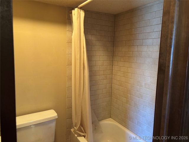 5201 Nowata A201, Bartlesville, OK 74006