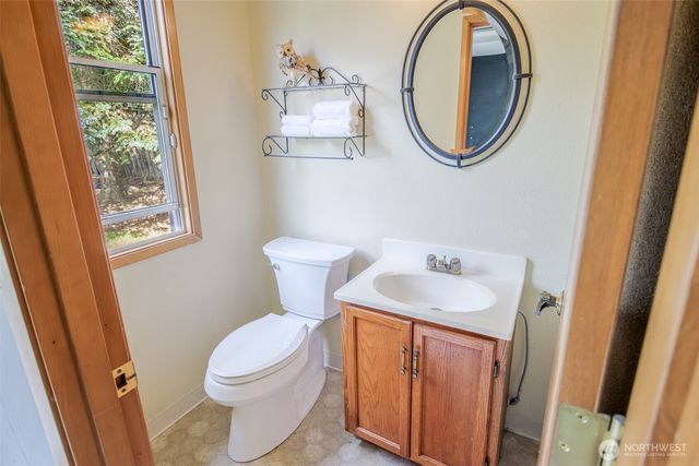 4008 15th Court NE, Olympia, WA 98506