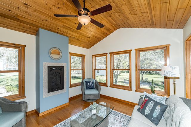 2672 Daybreak Court SE, Rochester, MN 55904