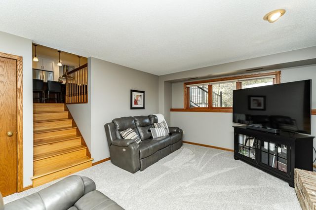 2672 Daybreak Court SE, Rochester, MN 55904