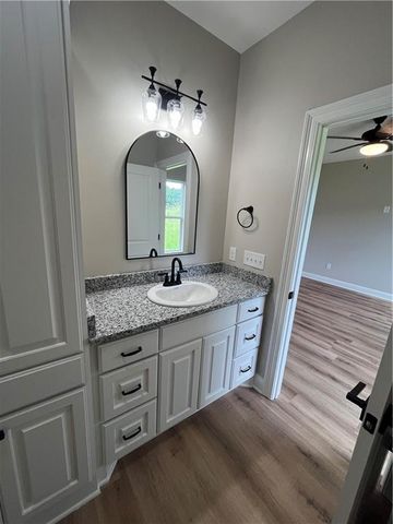 255 GRAND COULEE Drive, Mansura, LA 71350