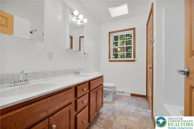 2471 South Howard Street, Allentown City, PA 18103