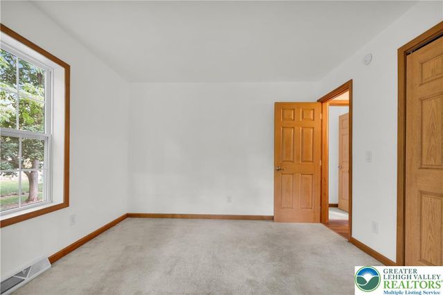 2471 South Howard Street, Allentown City, PA 18103