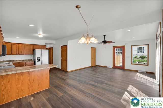 2471 South Howard Street, Allentown City, PA 18103