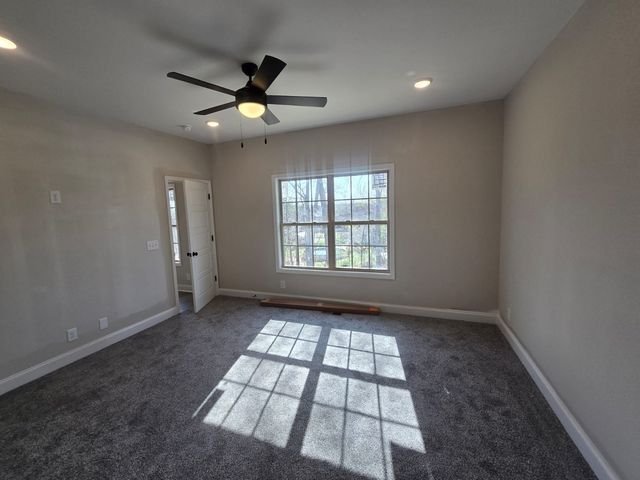 510 N Halifax Ct, Clarksville, TN 37040
