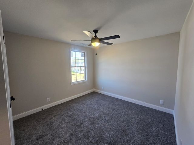 510 N Halifax Ct, Clarksville, TN 37040