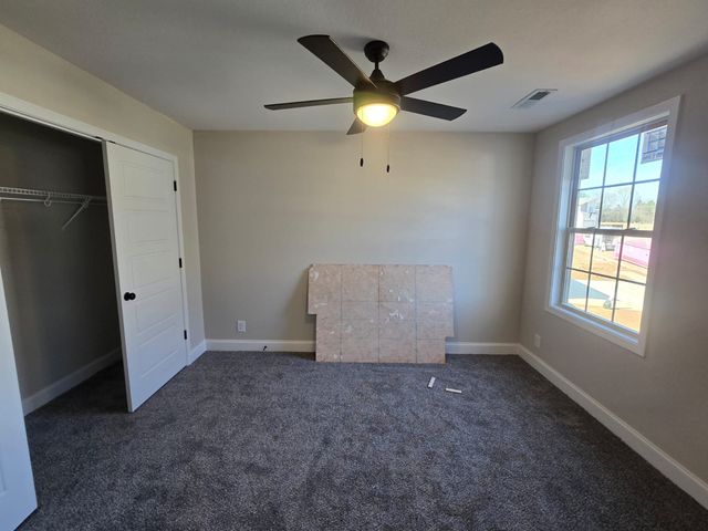 510 N Halifax Ct, Clarksville, TN 37040
