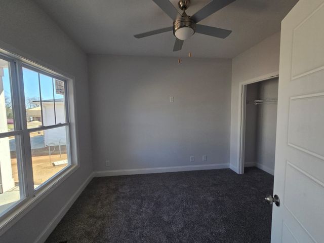 510 N Halifax Ct, Clarksville, TN 37040