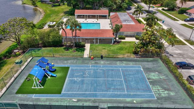 2305 SW 23rd Cranbrook Drive, Boynton Beach, FL 33436