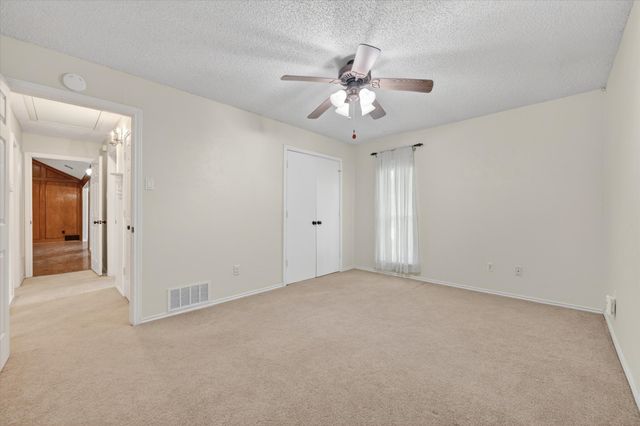 1000 Oxfordshire Drive, Carrollton, TX 75007