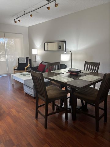 8838 CORAL PALMS COURT B, Kissimmee, FL 34747