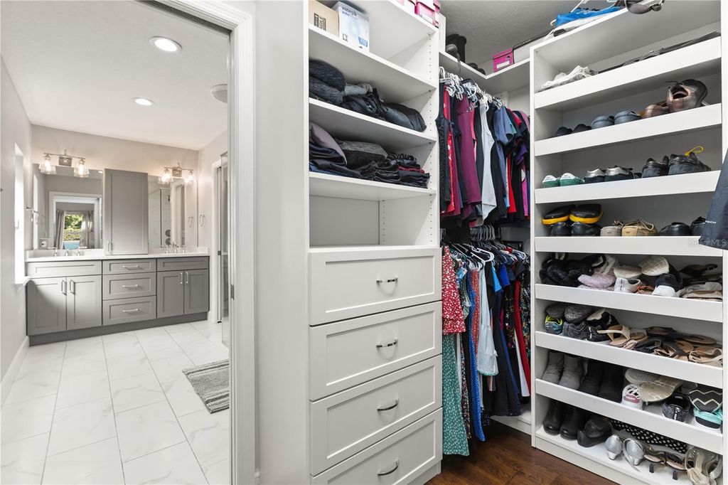 Image 17 of property listing at 608 BRIERCLIFF DRIVE, Orlando, FL 32806