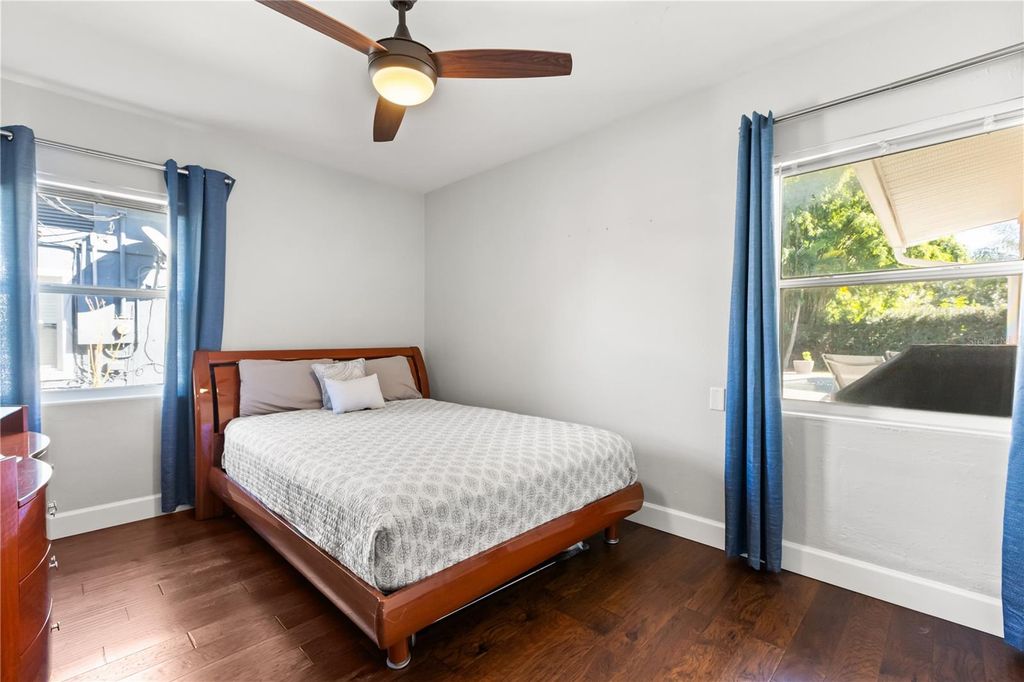 Image 20 of property listing at 608 BRIERCLIFF DRIVE, Orlando, FL 32806