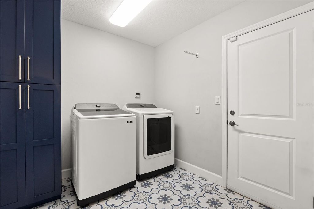 Image 26 of property listing at 608 BRIERCLIFF DRIVE, Orlando, FL 32806