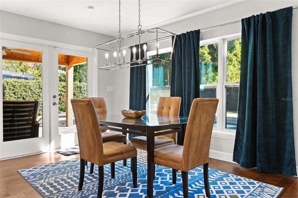 Image 8 of property listing at 608 BRIERCLIFF DRIVE, Orlando, FL 32806