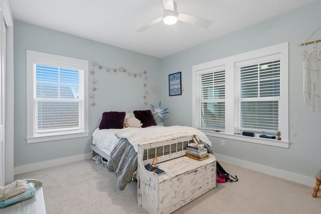 240 Ridgeway Rd, St Augustine, FL 32080
