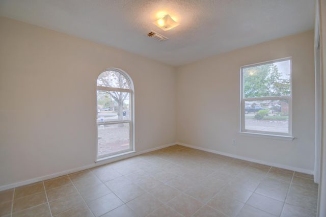 7312 Arvada Avenue NE, Albuquerque, NM 87110