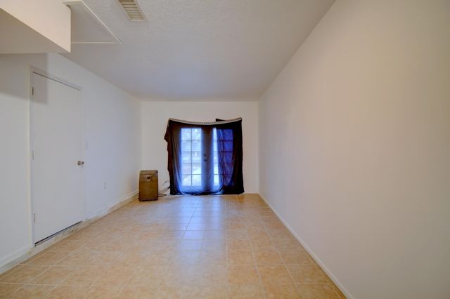 7312 Arvada Avenue NE, Albuquerque, NM 87110