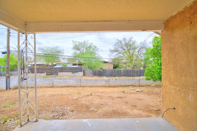 7312 Arvada Avenue NE, Albuquerque, NM 87110