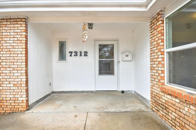 7312 Arvada Avenue NE, Albuquerque, NM 87110