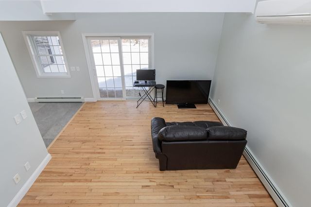 17 Trues Parkway, Sandown, NH 03873