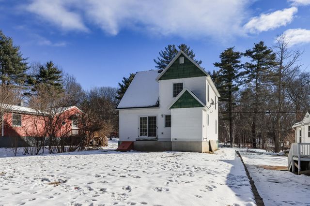 17 Trues Parkway, Sandown, NH 03873