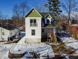 17 Trues Parkway, Sandown, NH 03873
