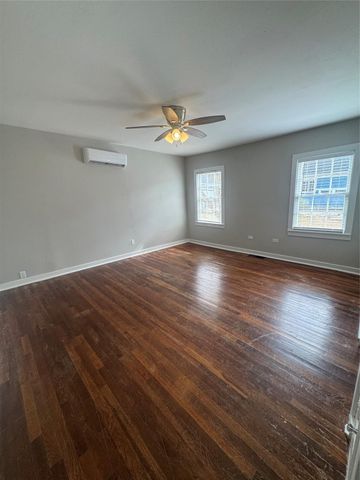 1803 Avenue P, Huntsville, TX 77340