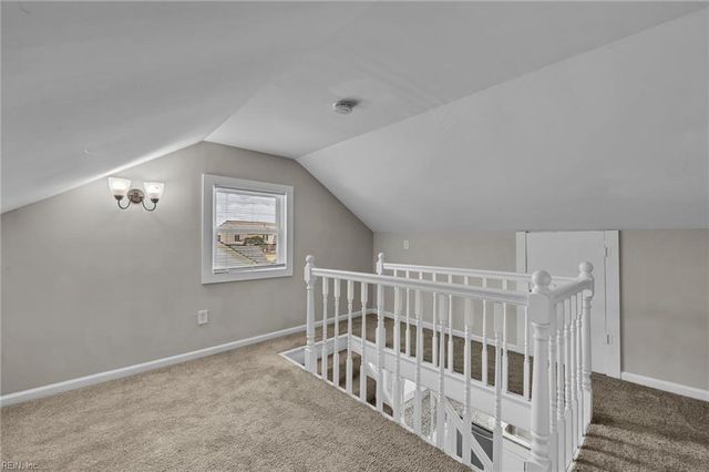 99 Dahlgren AVE, Portsmouth, VA 23702