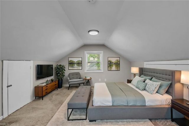 99 Dahlgren AVE, Portsmouth, VA 23702