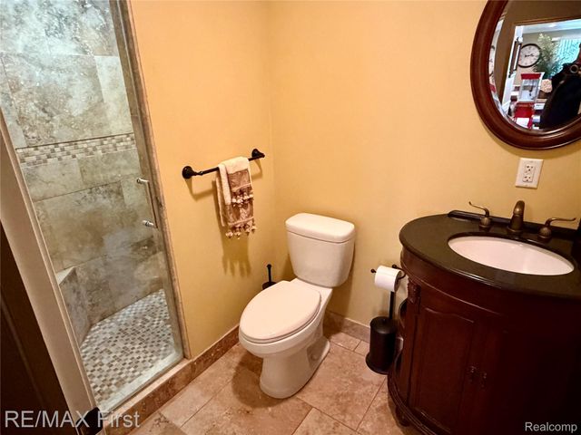 5998 Bella Vista Drive, West Bloomfield Charter Township, MI 48322