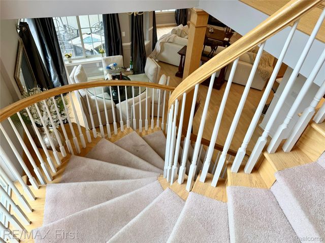 5998 Bella Vista Drive, West Bloomfield Charter Township, MI 48322