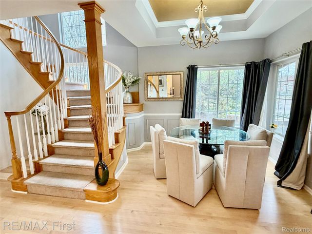 5998 Bella Vista Drive, West Bloomfield Charter Township, MI 48322