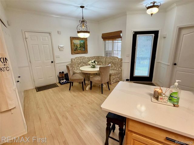 5998 Bella Vista Drive, West Bloomfield Charter Township, MI 48322