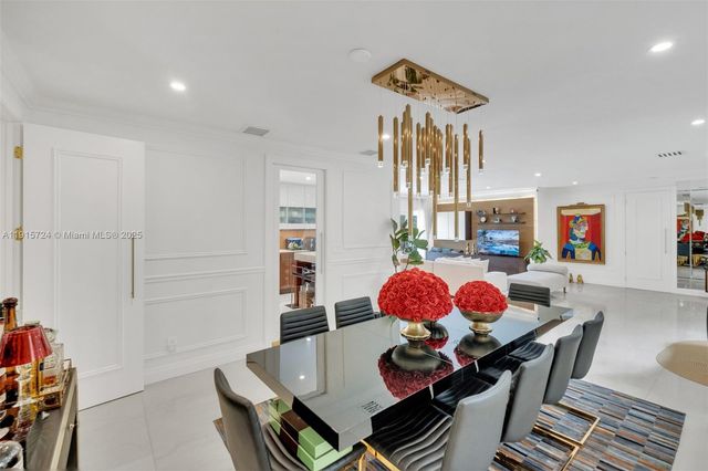 726 NE 17th Way, Fort Lauderdale, FL 33304