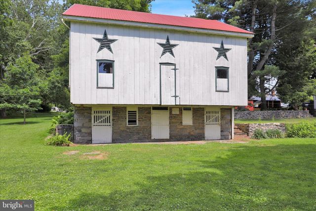 400 BAUMGARDNER RD, Willow Street, PA 17584
