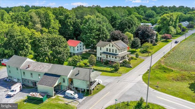 400 BAUMGARDNER RD, Willow Street, PA 17584