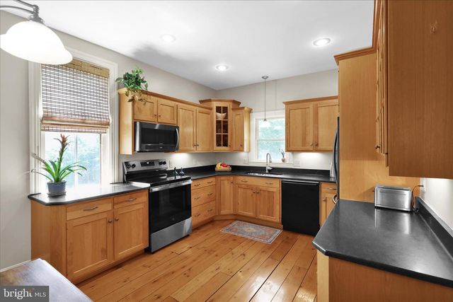 400 BAUMGARDNER RD, Willow Street, PA 17584