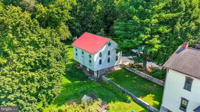 400 BAUMGARDNER RD, Willow Street, PA 17584