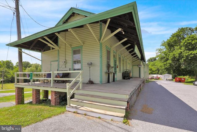 400 BAUMGARDNER RD, Willow Street, PA 17584