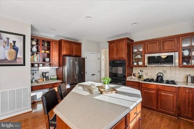 9312 RUSTIC BREEZE CT, Bristow, VA 20136