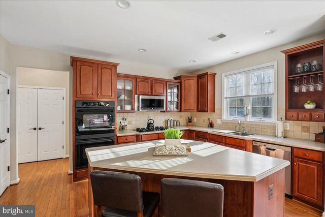 9312 RUSTIC BREEZE CT, Bristow, VA 20136