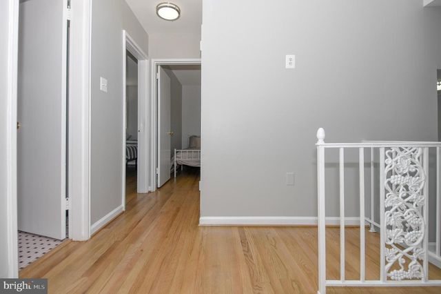 2016 CASCADE RD, Silver Spring, MD 20902