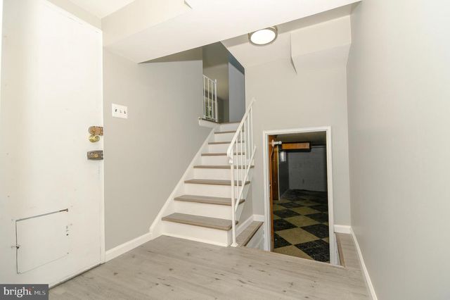 2016 CASCADE RD, Silver Spring, MD 20902