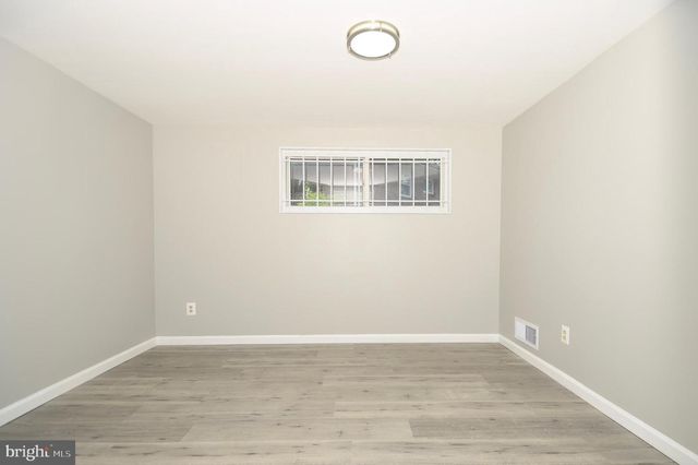 2016 CASCADE RD, Silver Spring, MD 20902