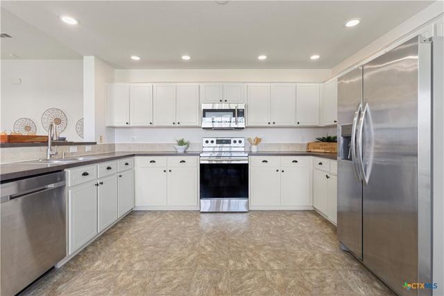 2711 Tarrant County DR, Killeen, TX 76549