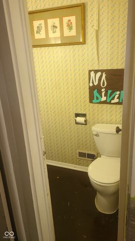 758 Wallace Avenue, Indianapolis, IN 46201