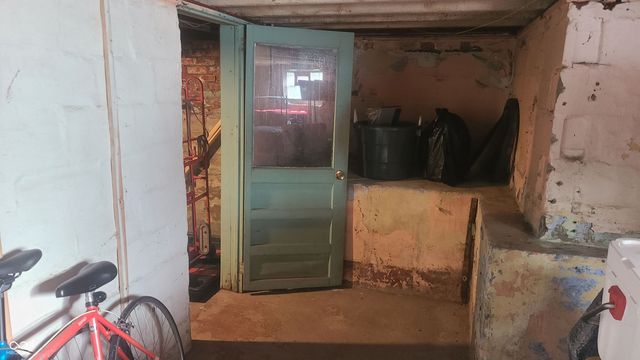 758 Wallace Avenue, Indianapolis, IN 46201