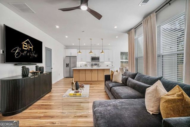 3510 Thompson Drive NW, Atlanta, GA 30331